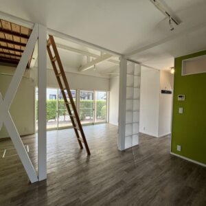フラットハウス:賃貸住宅
